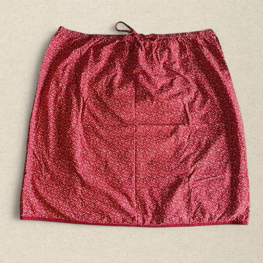 100% Cotton Red Floral Pattern Skirt w Drawstring Tie Waist sz 22/24 Faded Glory